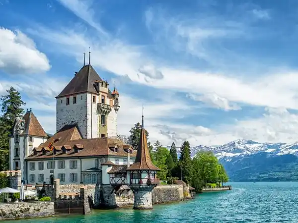 Lucerne Lake Castle Tourism Experience by Idiservices